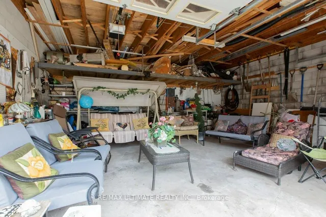 Additional image 39 of 110 Aileen Ave