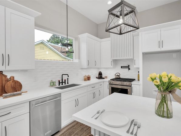 407 Sikes St, Houston, TX 77018