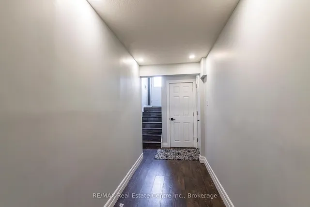 Additional image 25 of 44 Oakhurst Cres