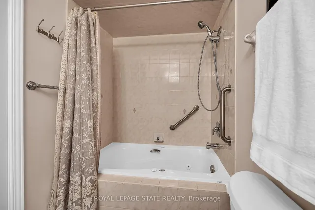 Additional image 42 of 212 Stonehenge Dr Unit 10