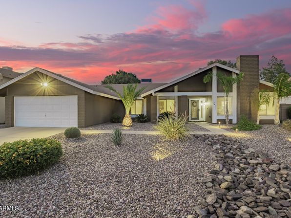 2422 W Acoma Dr, Phoenix, AZ 85023