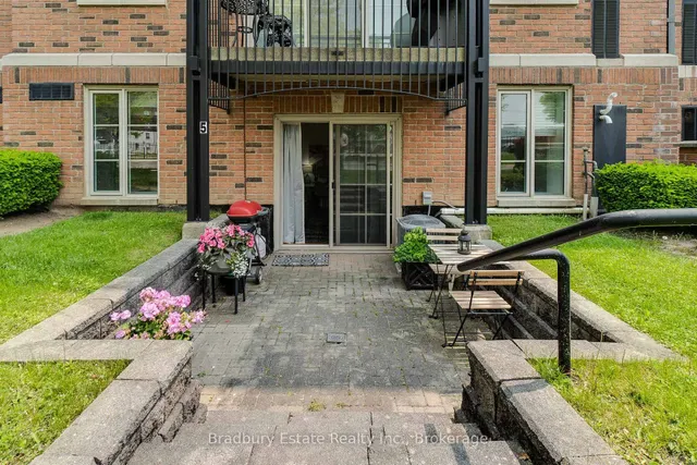 Additional image 27 of 262 Dundas St Unit 105