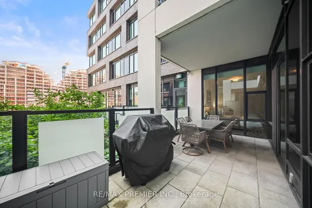 Additional image 30 of 455 Wellington St Unit 301