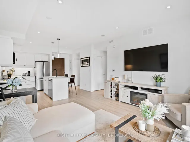 Additional image 25 of 16 Markle Cres Unit 503