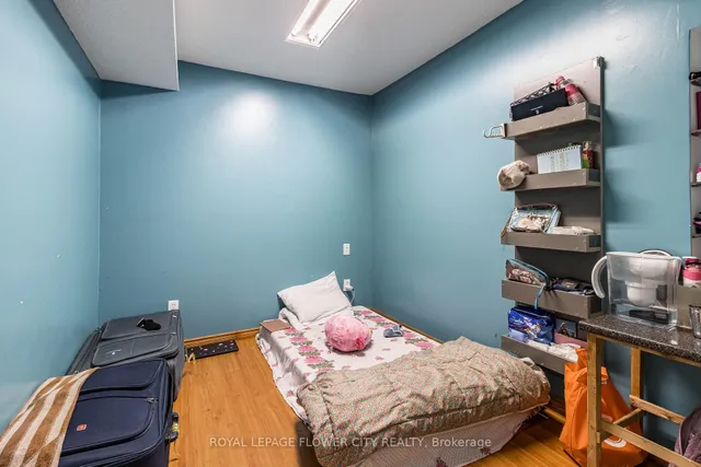 Additional image 39 of 51 Blue Whale Blvd