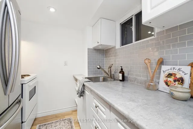 Additional image 41 of 115 Westmount Ave