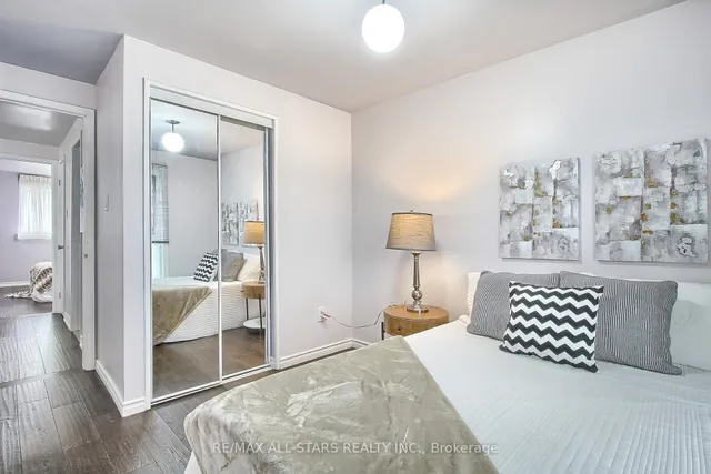 Additional image 26 of 48 Archdekin Dr