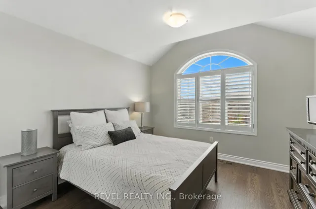 Additional image 30 of 601 Brothers Cres