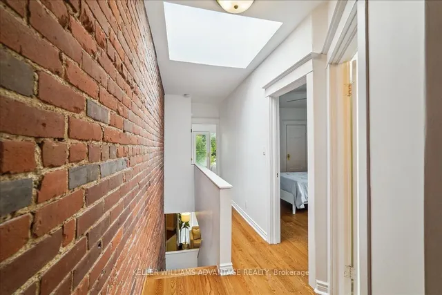 Additional image 20 of 130 Glebeholme Blvd