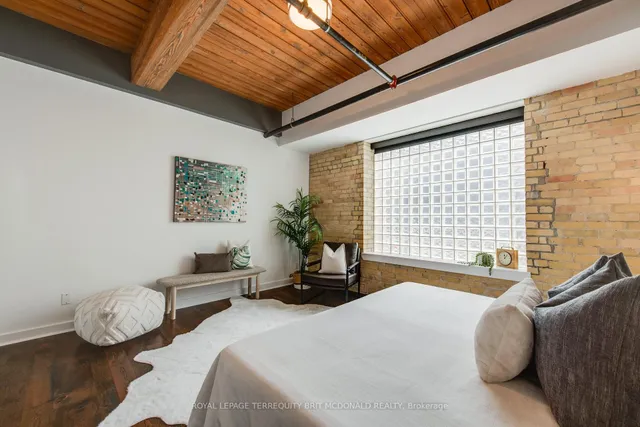 Additional image 38 of 436 Wellington St Unit 108