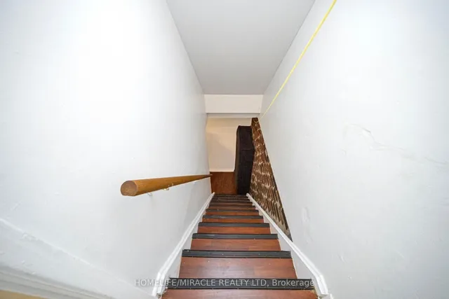 Additional image 38 of 35 Horseley Hill Dr