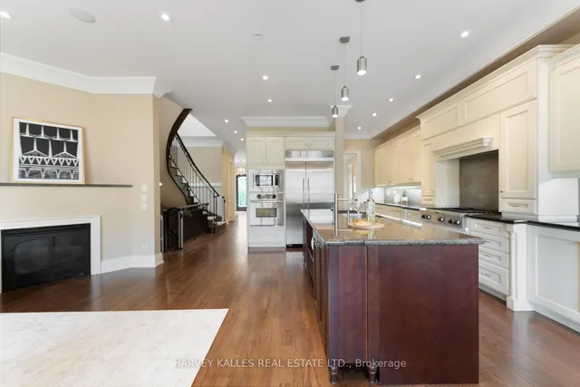 Additional image 16 of 538 Woburn Ave