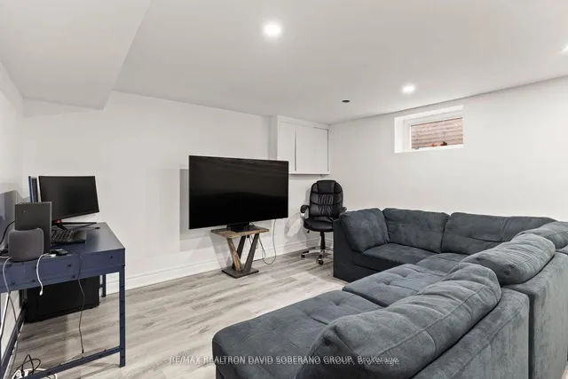 Additional image 28 of 459 The Kingsway