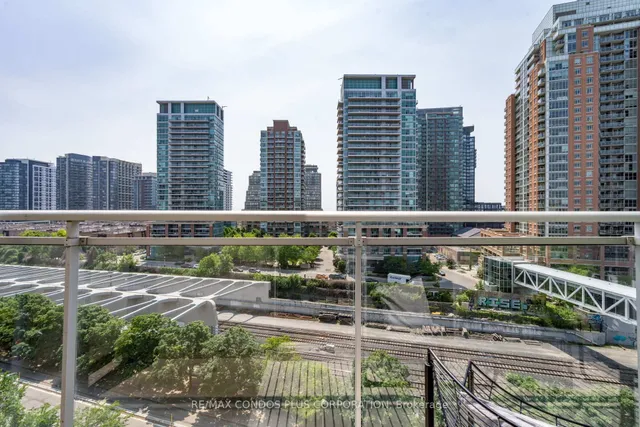 Additional image 19 of 1029 King St Unit 1001