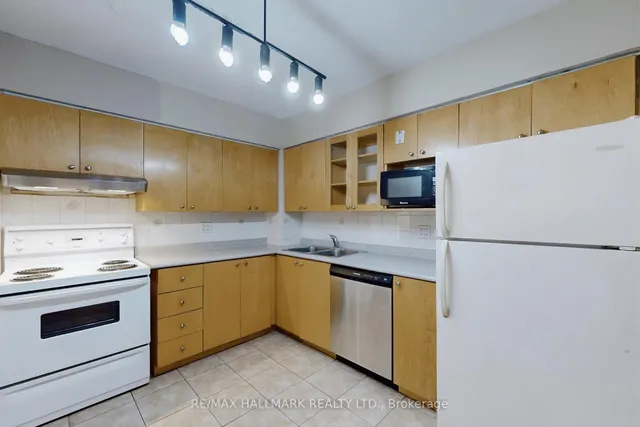 Additional image 17 of 39 Kimbercroft Crt Unit 411