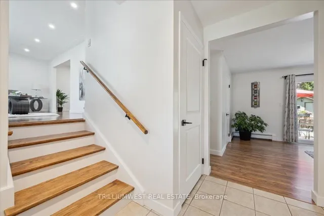Additional image 6 of 76 Lower Canada Cres