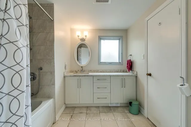 Additional image 19 of 455 Canterbury Cres