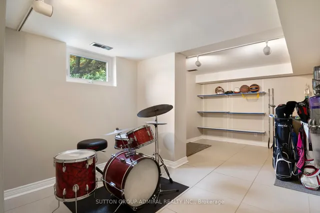 Additional image 40 of 479 Hounslow Ave