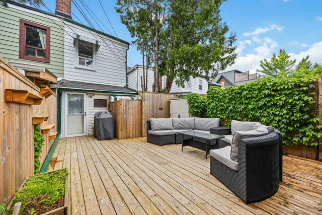 Additional image 21 of 23 Edwin Ave