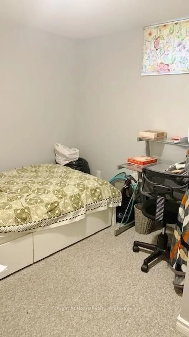 Additional image 21 of 125 Gary Ave