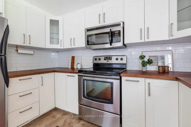 Additional image 13 of 14 Martin Rd