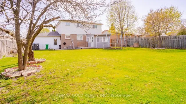 Additional image 41 of 44 DUNBLAINE Cres