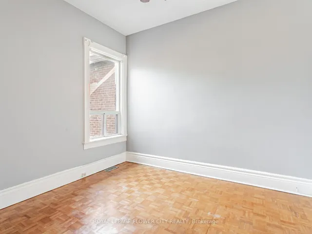 Additional image 12 of 85 Gladstone Ave