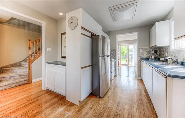 Additional image 9 of 234 Benesfort Cres