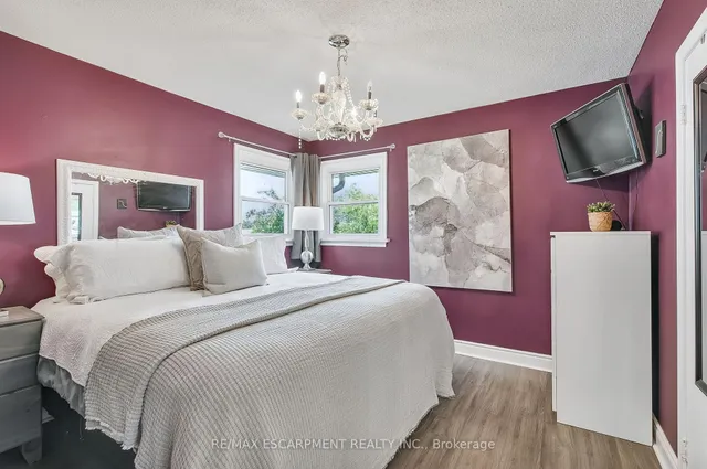 Additional image 14 of 50 Sandalwood Ave