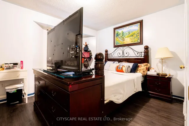 Additional image 31 of 5566 Cortina Cres