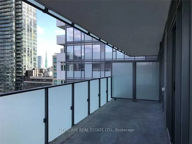 Additional image 18 of 25 Richmond St Unit 1717