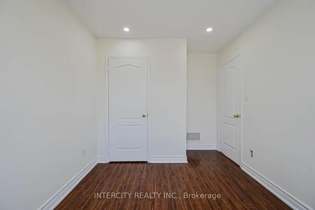 Additional image 34 of 24 Hollingsworth Circ