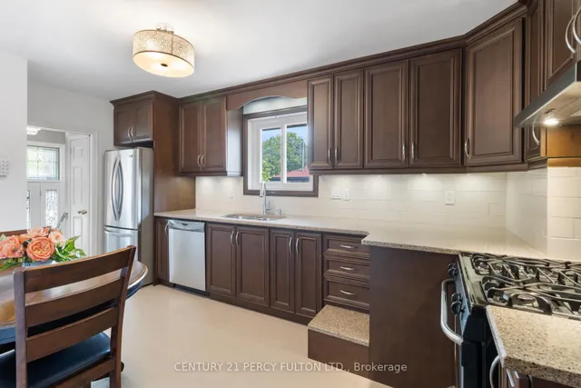 Additional image 16 of 55 Rochman Blvd