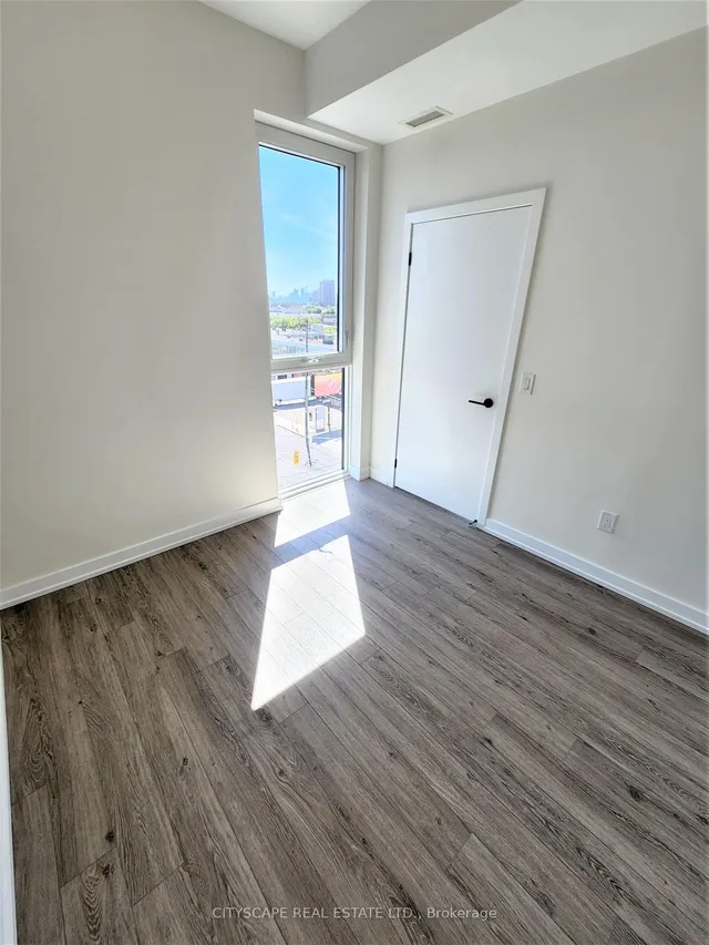 Additional image 26 of 2300 St Clair Ave Unit 608