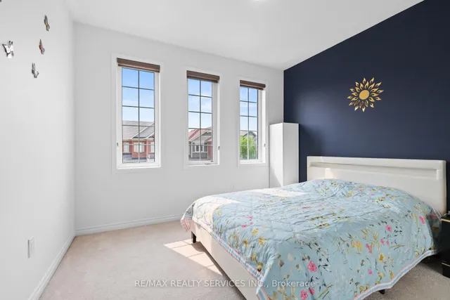 Additional image 37 of 26 Troyer St