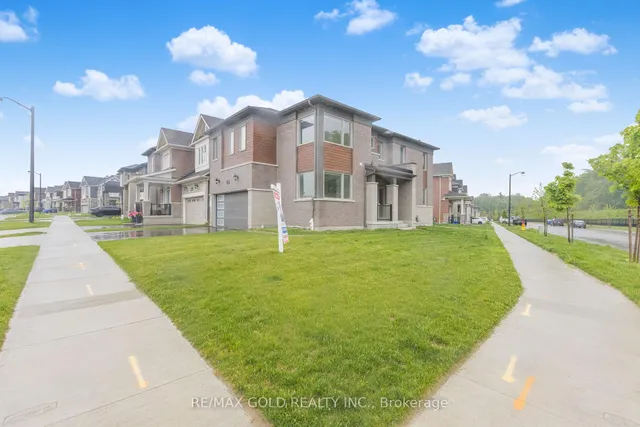 Additional image 41 of 165 Forestwalk St