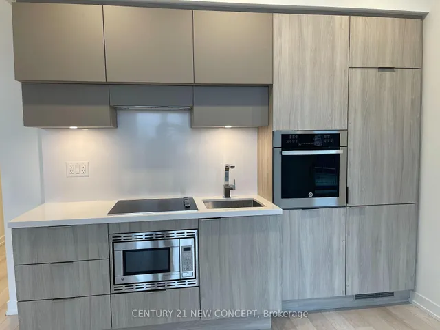 Additional image 5 of 39 roehampton Ave Unit 1204