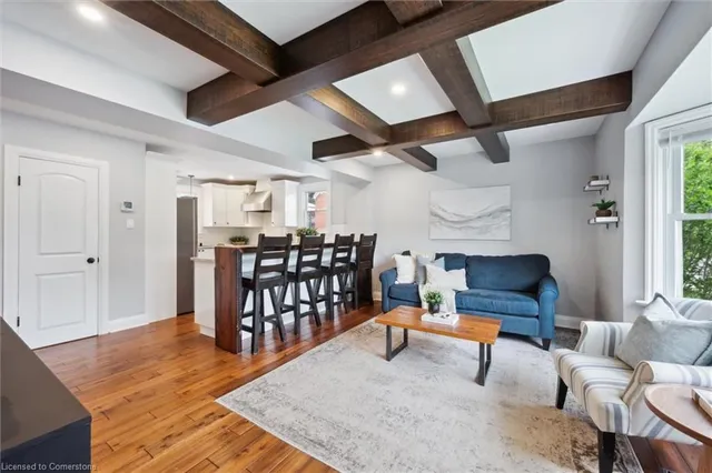 Additional image 8 of 325 Patricia Ave