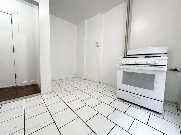 2523 Aqueduct Ave W #B5, Bronx, NY 10468