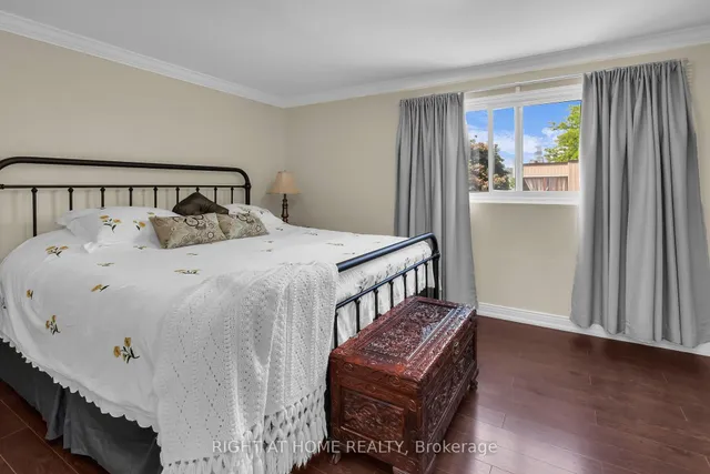 Additional image 28 of 400 Bloor St Unit 75