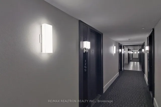 Additional image 6 of 955 Bay St Unit 1709