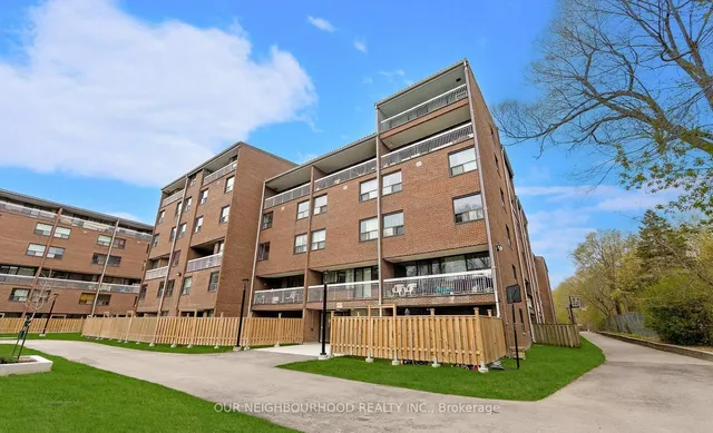 Additional image 3 of 4064 Lawrence Ave Unit 205