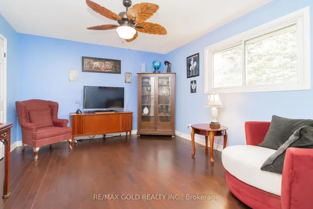 Additional image 36 of 7 Wadsworth Circ