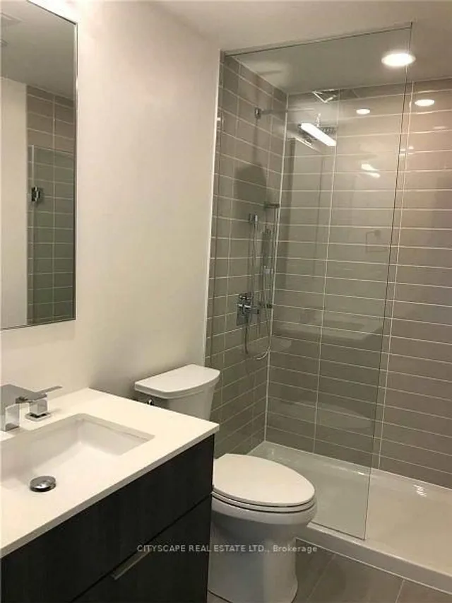 Additional image 17 of 25 Richmond St Unit 1717