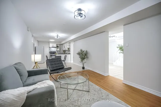 Additional image 27 of 14 Amulet St