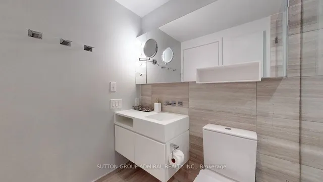 Additional image 30 of 45 Charles St Unit 2912