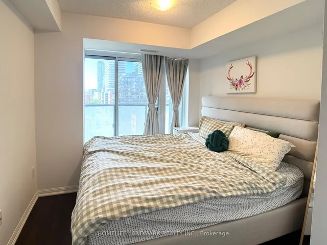 Additional image 10 of 400 Adelaide St Unit 1120