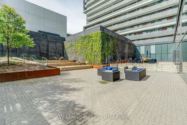 Additional image 30 of 160 Flemington Rd Unit 815