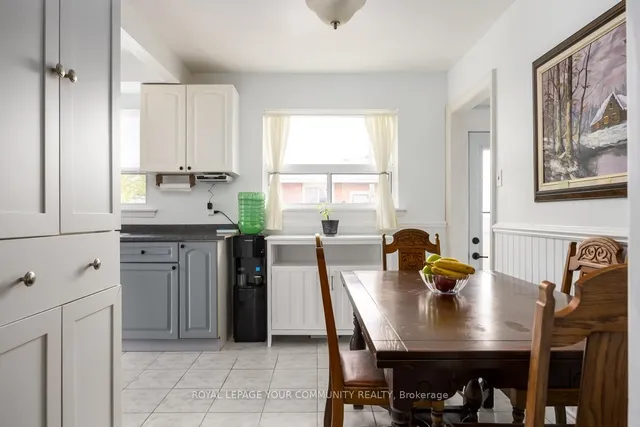 Additional image 5 of 16 Midhurst Dr