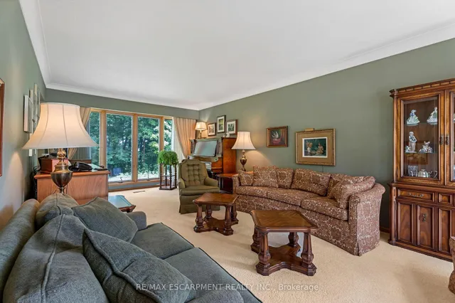 Additional image 8 of 13 LESLIE Dr